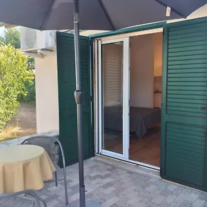 Luni Apartment Premantura